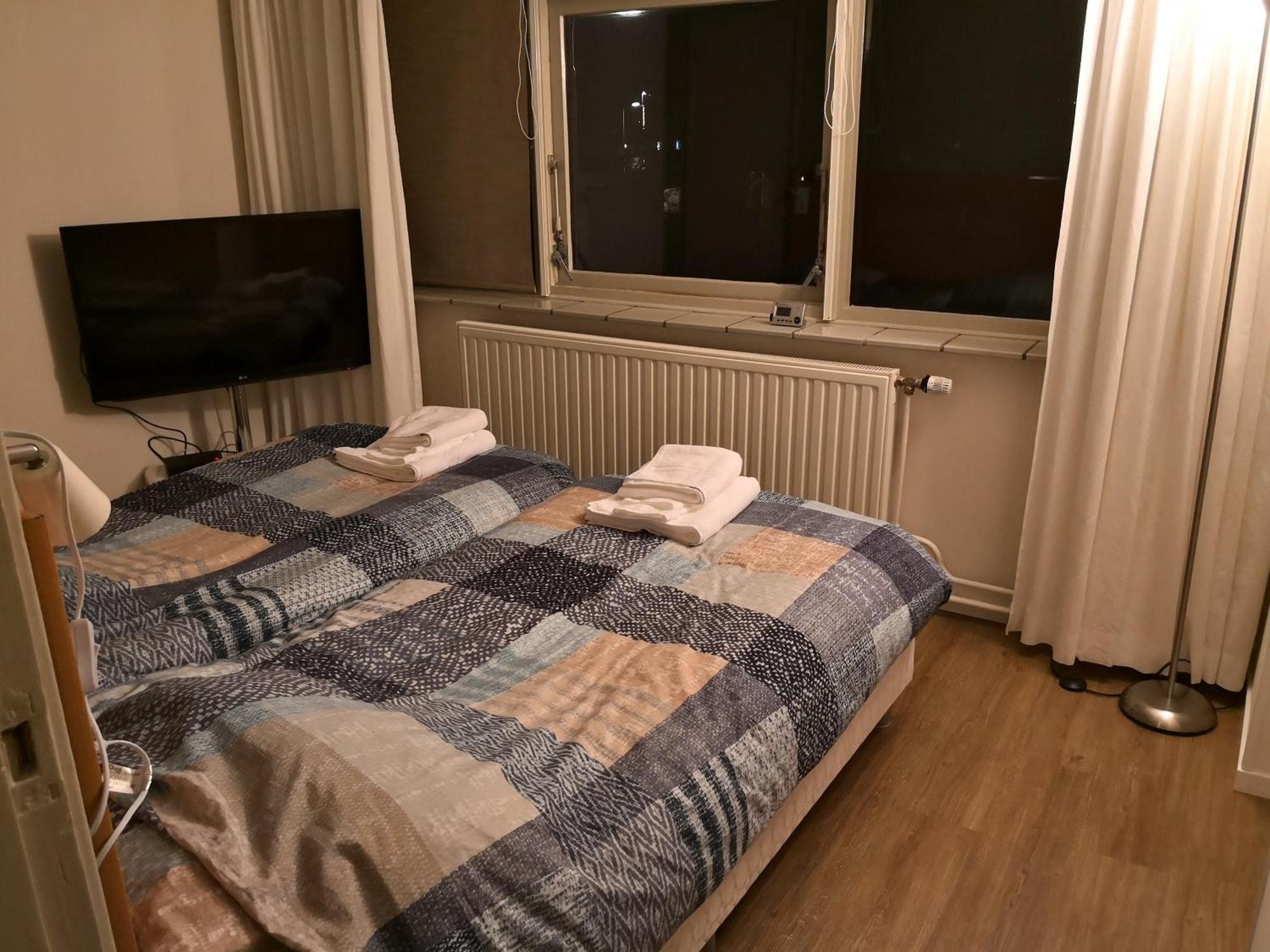 Bordine Guesthouse Leeuwarden Oda fotoğraf