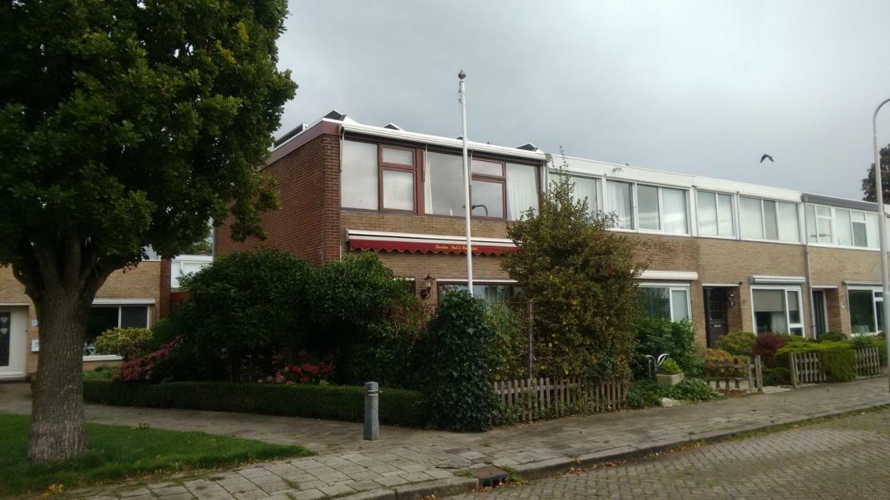 Bordine Guesthouse Leeuwarden Dış mekan fotoğraf
